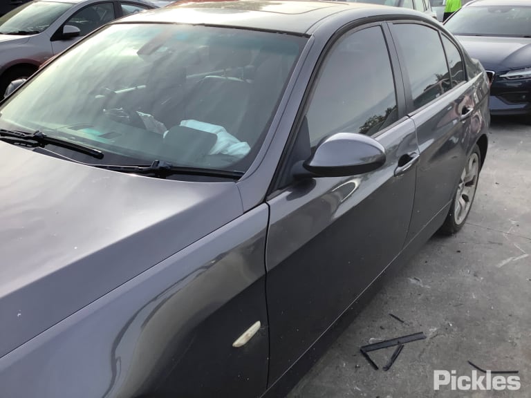 2007 BMW 3 SERIES E90, SEDAN, NON LED TYPE, 03/05-10/08 63216937457 LEFT TAILLIGHT