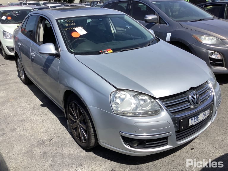 2010 VOLKSWAGEN JETTA DUAL FAN ASSY, 2.0, DIESEL, 103/125kW, 1KM, 02/06-07/11 1K0121205AD FAN