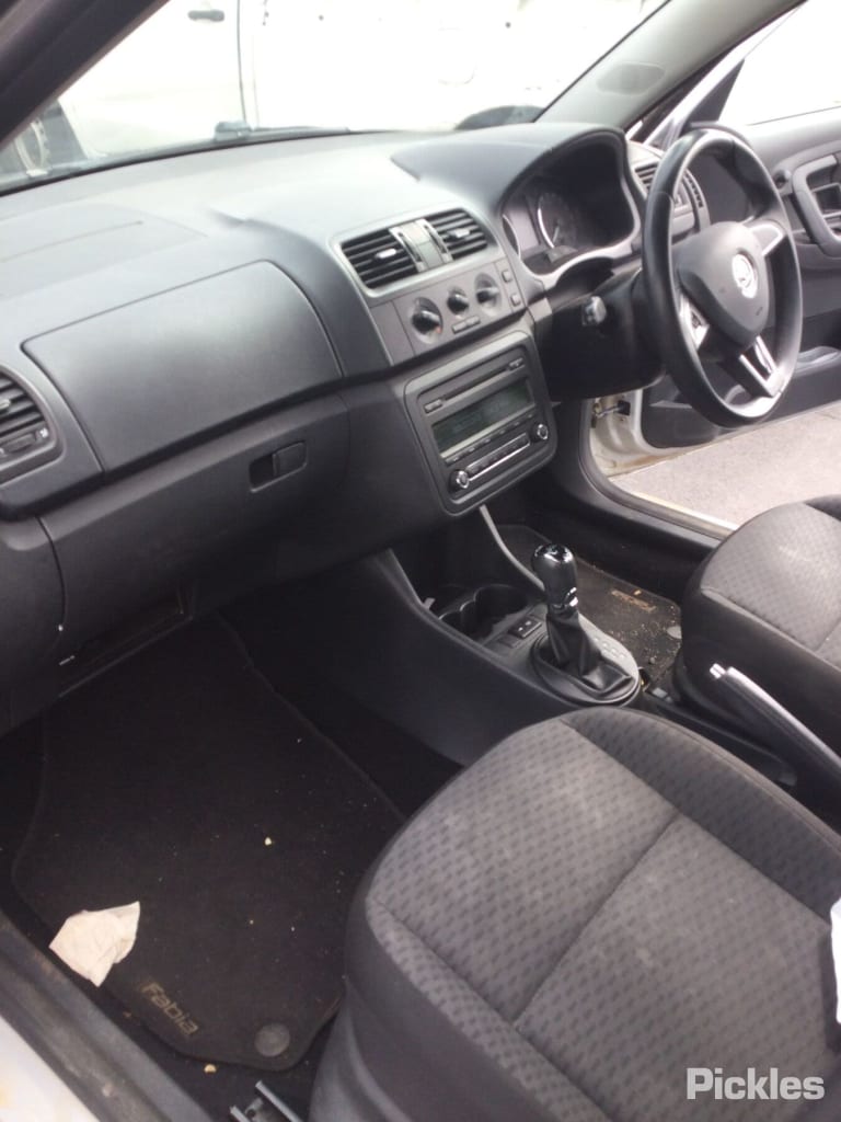 2014 SKODA FABIA ENGINE ECU, 1.2, PETROL, TURBO, CBZB CODE, ECU ONLY, 5JF, 08/11-07/15 03F906070HL ECU