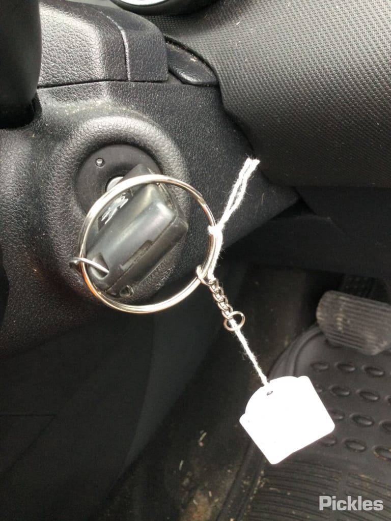 2012 PEUGEOT 308 T7, 09/07-09/14 7840W1 LEFT GUARD