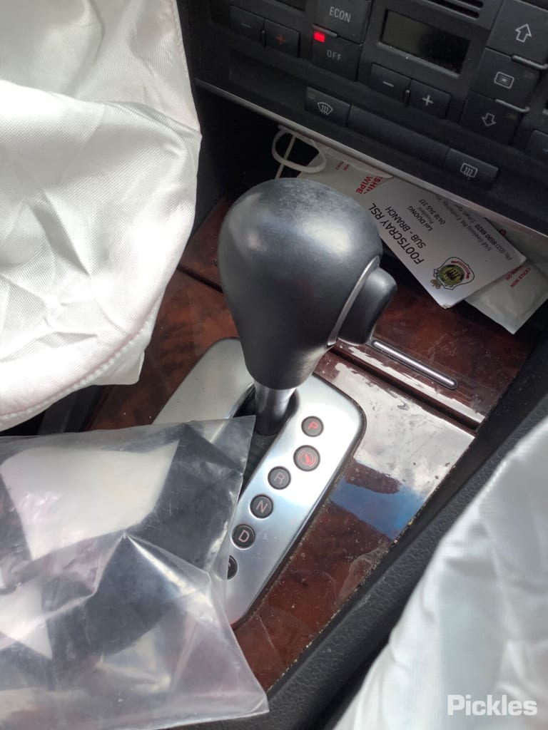 2007 AUDI A4 B7 (A4/S4), SEDAN, NON PARK SENSORS TYPE, 08/04-03/08 8E5807303 REAR BUMPER