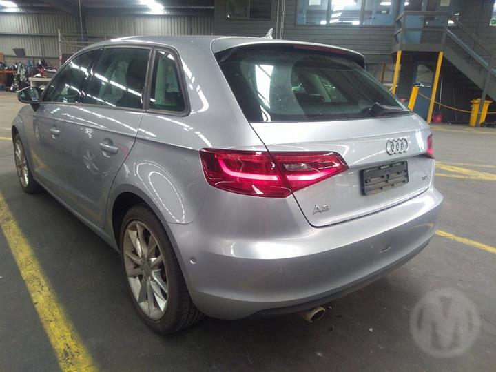 2015 AUDI A3 RIGHT FRONT DOOR LOCK, 8V, 05/13-10/20 8X2837016C DOOR BOOT GATE LOCK