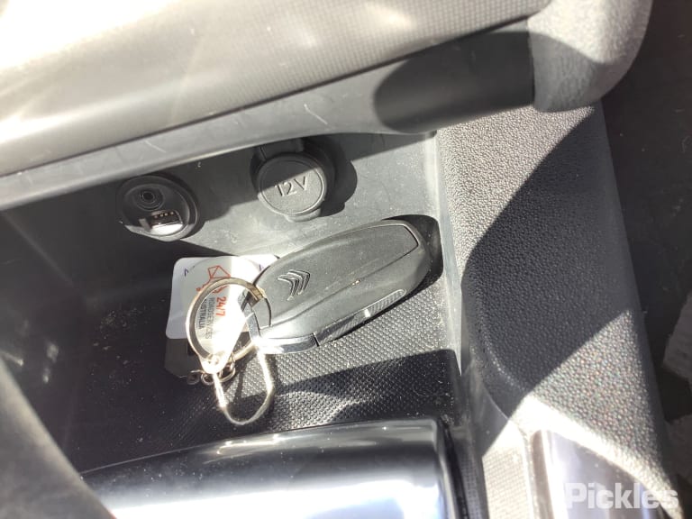 2015 CITROEN C4 B7, 10/11-12/16 825257 GLOVE BOX