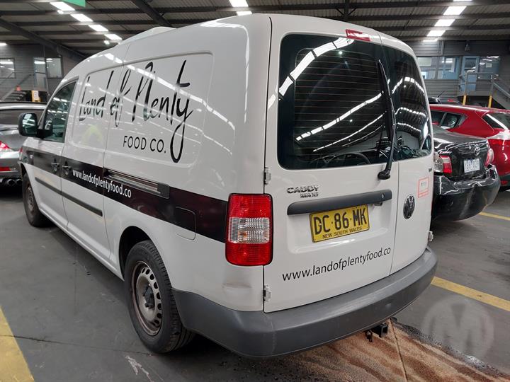 2010 VOLKSWAGEN CADDY 2K, 12/04-06/15 2K0831055B LEFT FRONT DOOR