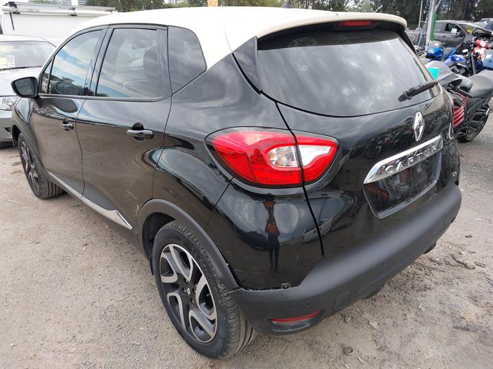 2015 RENAULT CAPTUR J87, 08/14-12/20 631008862R RIGHT GUARD