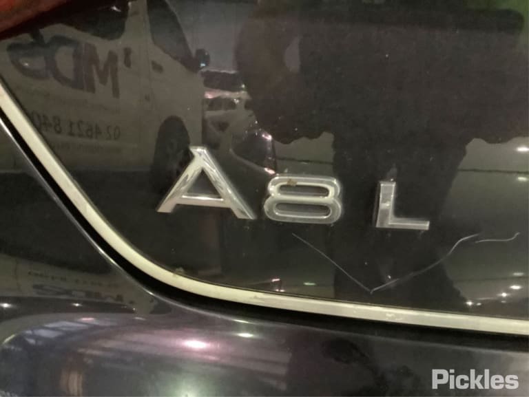 2015 AUDI A8 D4, 08/10-06/17 COURTESY LIGHT