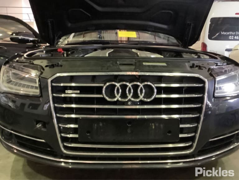 2015 AUDI A8 D4, 08/10-06/17 COURTESY LIGHT