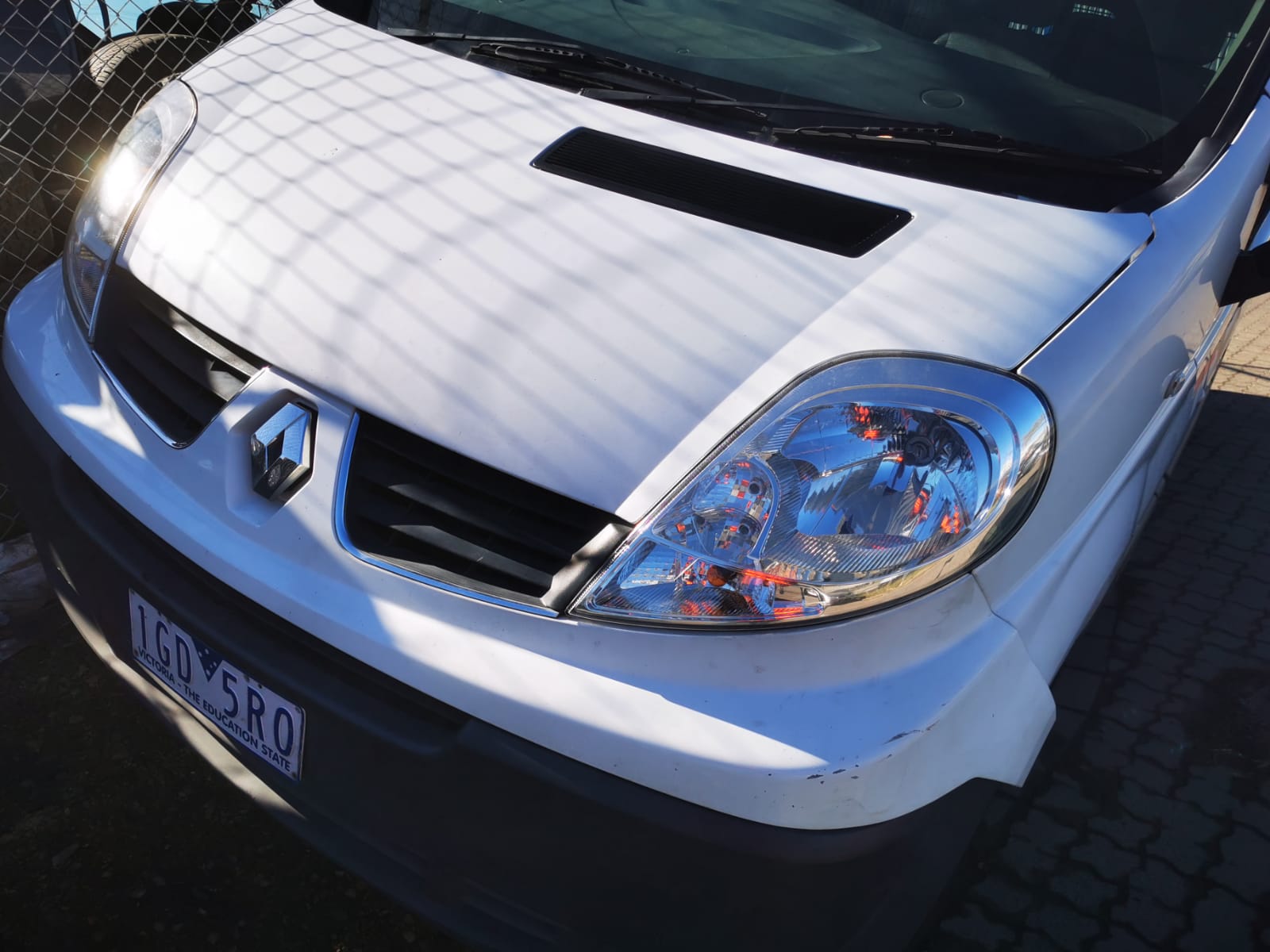 2012 RENAULT TRAFIC X83, CLEAR INDICATOR TYPE, 05/07-12/14 8200701366 RIGHT HEADLAMP