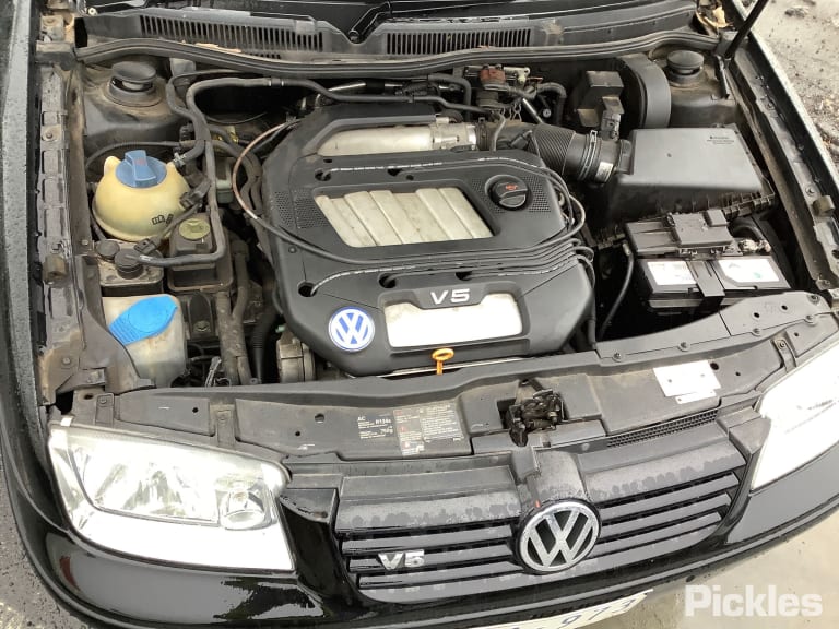 2000 VOLKSWAGEN BORA 2.3 V5, 1J, 12/99-12/05 1J0121253AD RADIATOR