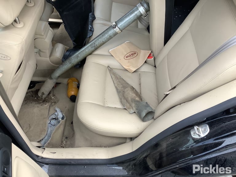 2000 VOLKSWAGEN BORA 1J, 12/99-12/05 1J5833056F RIGHT REAR DOOR SLIDING