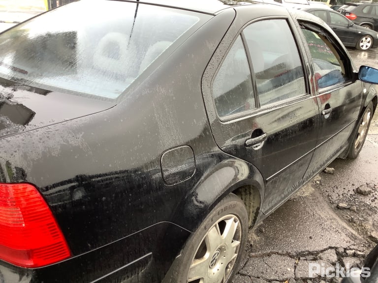 2000 VOLKSWAGEN BORA DUAL ASSY, 1J, 3 SPOKE STEERING WHEEL TYPE, 12/99-12/05 3B0880201BK AIRBAG ASSEMBLY