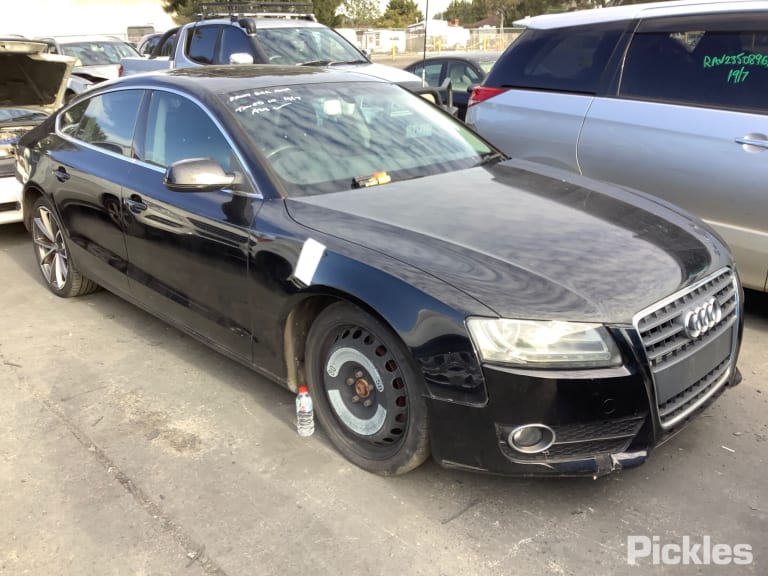 2010 AUDI A5/S5 DISPLAY UNIT, 6.5in NON SAT NAV TYPE, 8T, 10/07-11/16 8T0057603E/8T0057603G RADIO CD DVD SAT TV