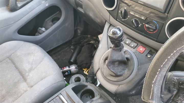 2011 PEUGEOT PARTNER RIGHT REAR DOOR LOCK, 09/08-01/15  DOOR BOOT GATE LOCK