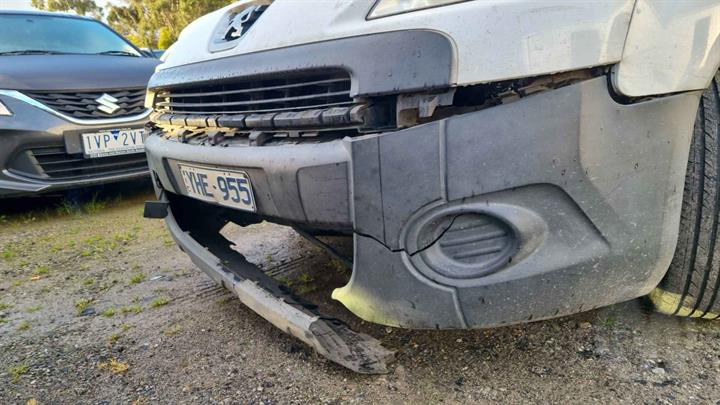 2011 PEUGEOT PARTNER 09/08-01/15 6208 K5 LEFT HEADLAMP