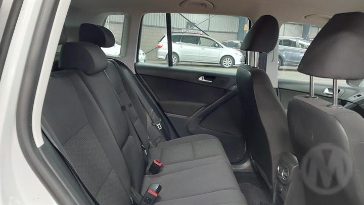 2015 VOLKSWAGEN TIGUAN 5N 08/11-08/16  GLOVE BOX