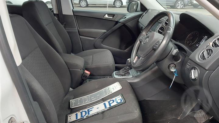 2015 VOLKSWAGEN TIGUAN 5N 08/11-08/16  GLOVE BOX