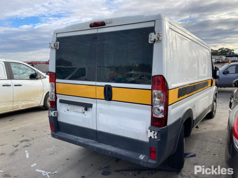 Wrecking 2013 FIAT DUCATO for Used Parts F11320
