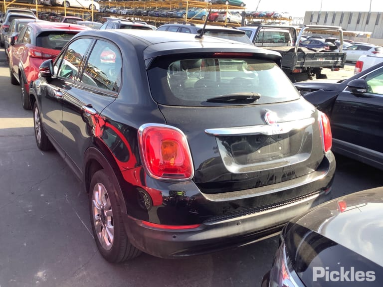 2017 FIAT 500X 06/15-01/21 51940471 LEFT REAR DOOR SLIDING
