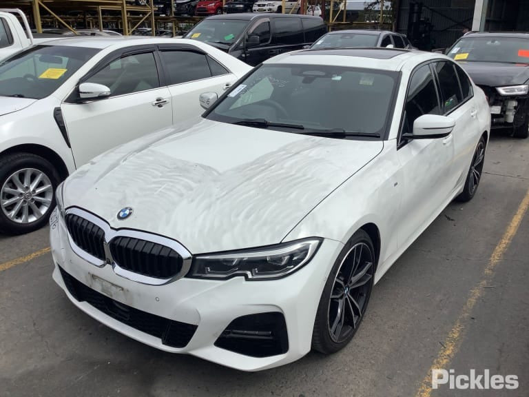 2019 BMW 3 SERIES REAR, F30, SEDAN, 02/12-12/19 COURTESY LIGHT