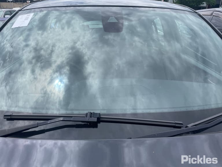 2018 BMW X4 F26, 05/14-04/18 51169242083 GLOVE BOX