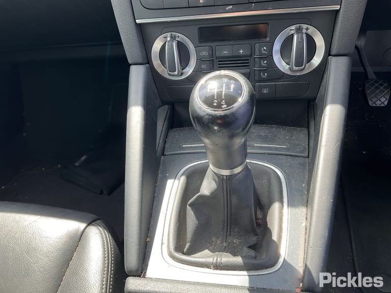 2009 AUDI A3 LEFT REAR DOOR LOCK, 5DR HATCH, 8P, 07/08-04/13 4F0839015 DOOR BOOT GATE LOCK