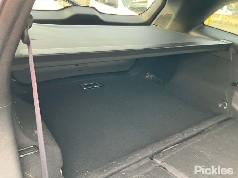 2017 RENAULT KALEOS AUTO, AWD, PETROL, 2.5, FK8, NO TRANSFER CASE, XZG, 05/16-  TRANS GEARBOX