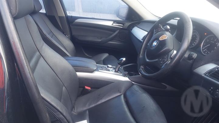 2009 BMW X6 E71, 07/08-05/14 41517198159 LEFT FRONT DOOR