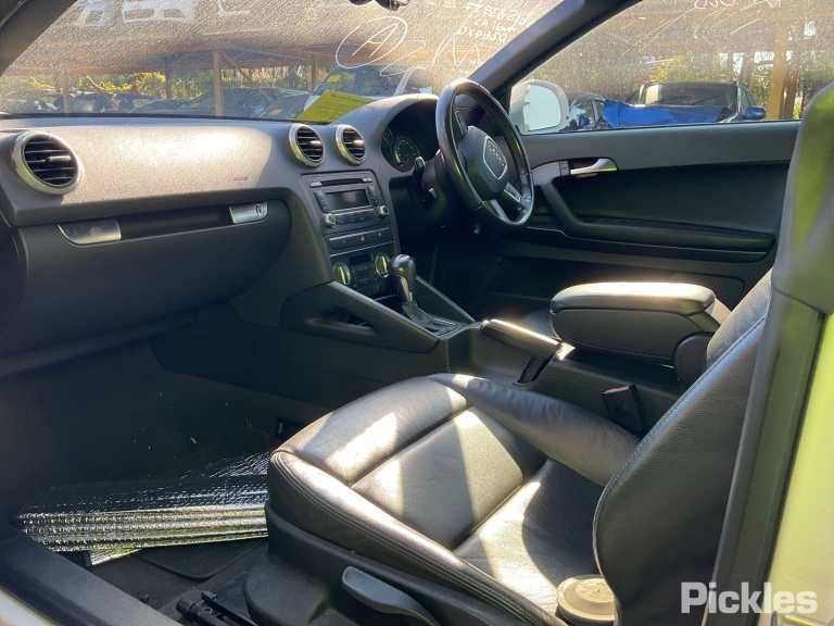 2010 AUDI A3 RH FRONT, SEAT BELT ONLY, 2DR CABRIO, BLACK, 8P, 07/08-04/13 SEAT BELT STALK
