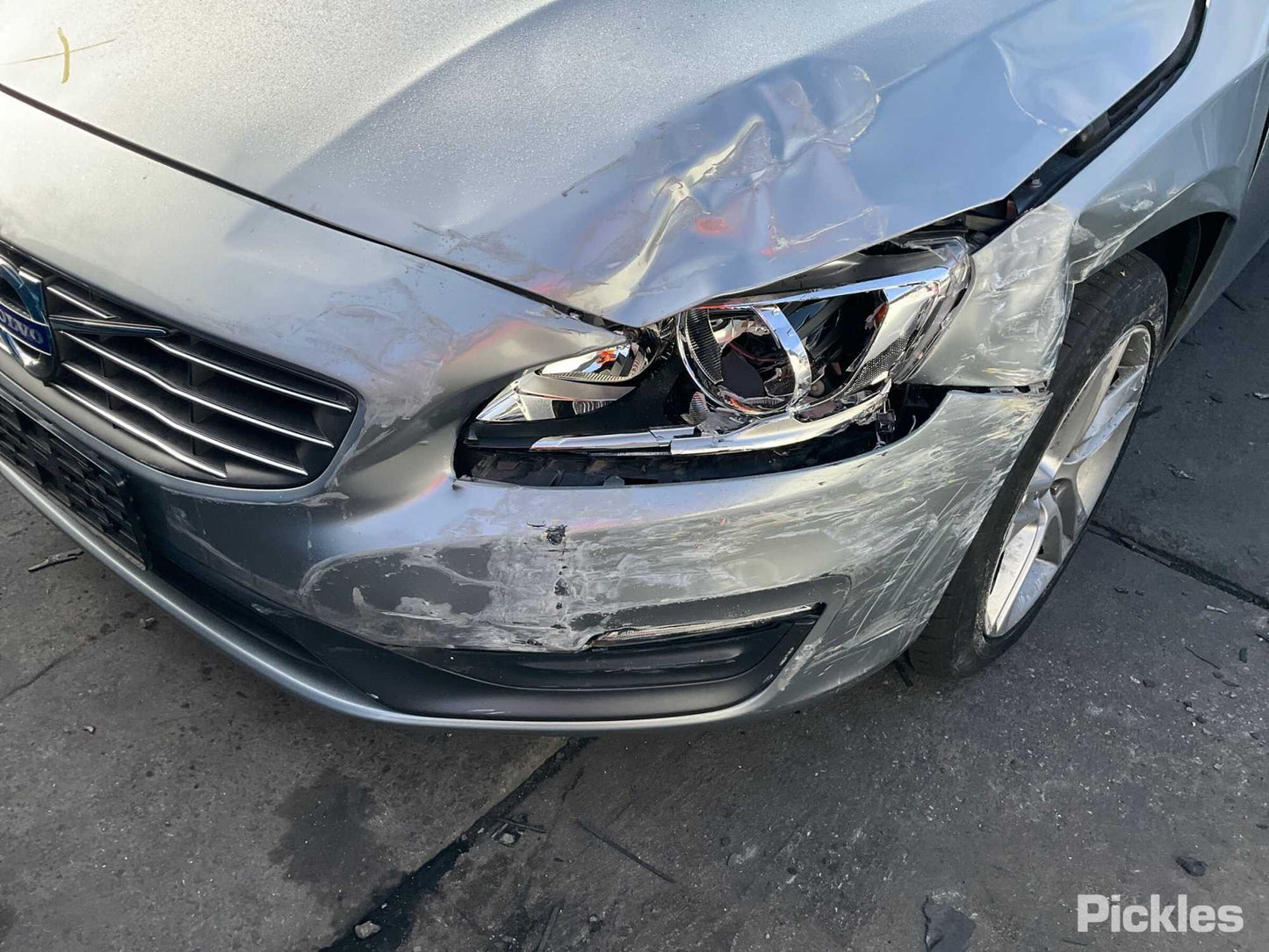 2014 VOLVO S60/V60 Mk2, 12/10-12/18 8630203 GLOVE BOX