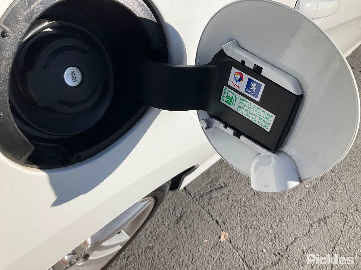 2011 PEUGEOT 308 RIGHT FRONT DOOR LOCK, T7, HATCH/WAGON, 09/07-12/13 9136FY DOOR BOOT GATE LOCK