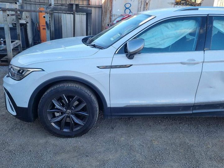 2023 VOLKSWAGEN TIGUAN 5NA, BUMPER BAR (2 PIECE), LIFE, ALLSPACE, 06/21-  5NN807217AM/5NN805903K FRONT BUMPER