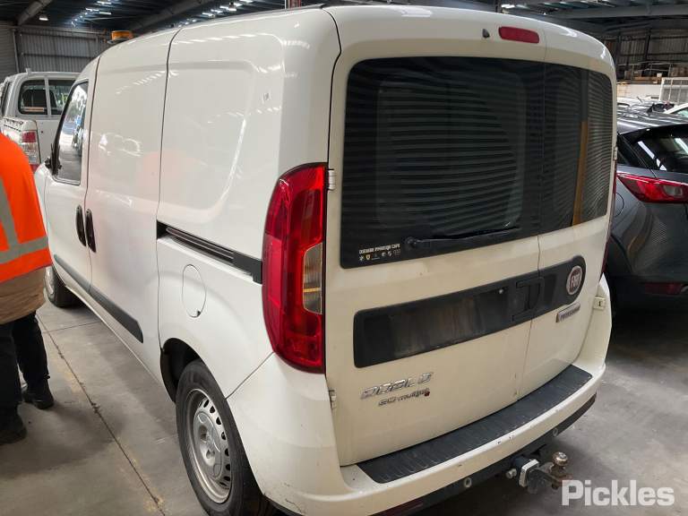 2017 FIAT DOBLO 263, W/ PARK SENSOR TYPE, 12/14-12/20  REAR BUMPER