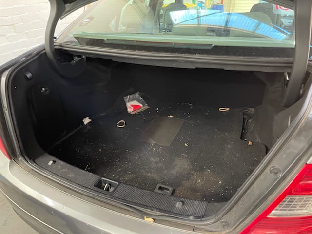 2009 MERCEDES C CLASS LEFT REAR DOOR LOCK, W204/S204, NON KEYLESS ENTRY TYPE, 07/07-07/14 A2047300335 DOOR BOOT GATE LOCK