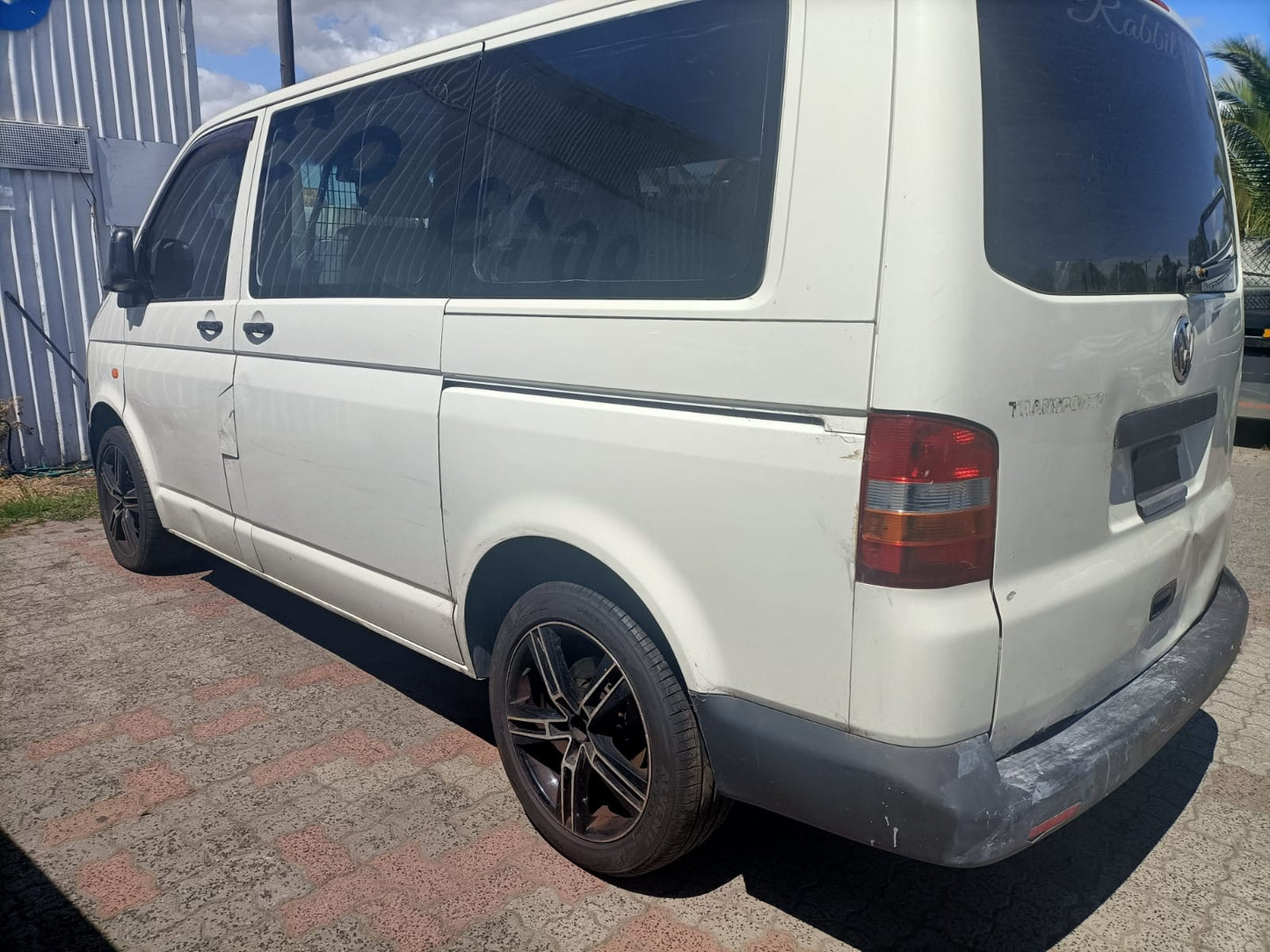 2005 VOLKSWAGEN TRANSPORTER LEFT REAR DOOR LOCK, T5, VAN, 08/04-06/15 7H0843653CD DOOR BOOT GATE LOCK