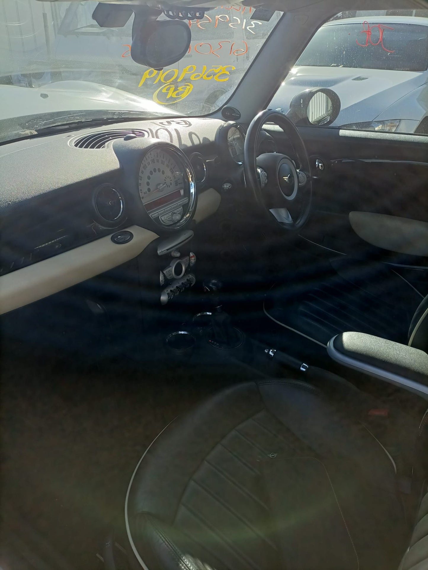 2011 MINI COOPER LEFT FRONT DOOR LOCK, R55/R56, HATCH/WAGON, 01/09-05/14 51200556770 DOOR BOOT GATE LOCK