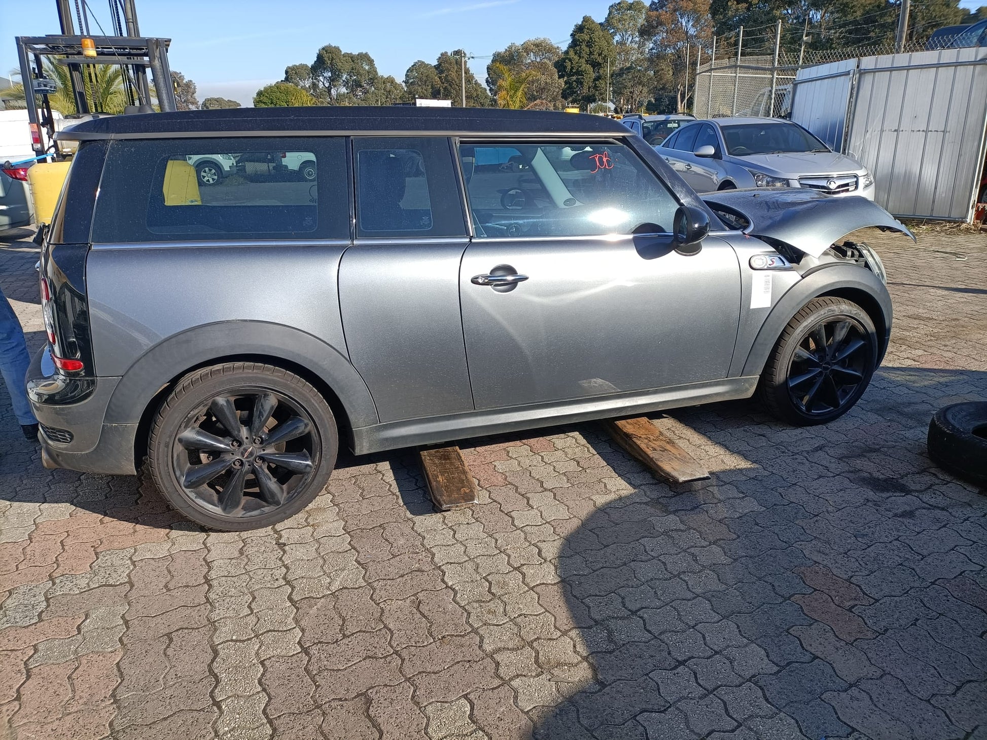 2011 MINI COOPER RIGHT FRONT DOOR LOCK, R55/R56, HATCH/WAGON, 01/09-05/14 51200556767 DOOR BOOT GATE LOCK