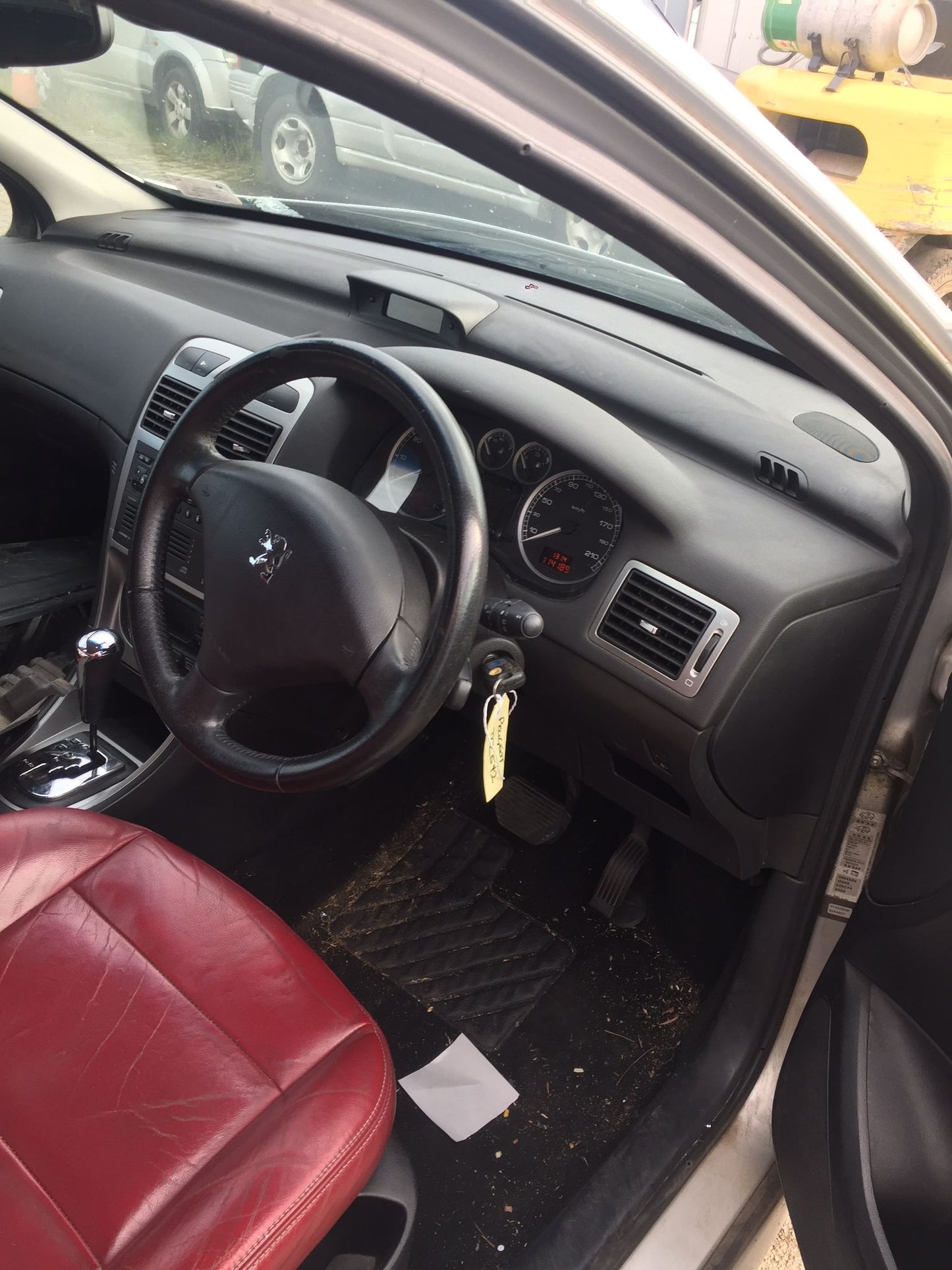 2004 PEUGEOT 307 T5-T6, POWER, FOLDING (2 PLUG TYPE), 12/01-12/09 8149CH RIGHT DOOR MIRROR