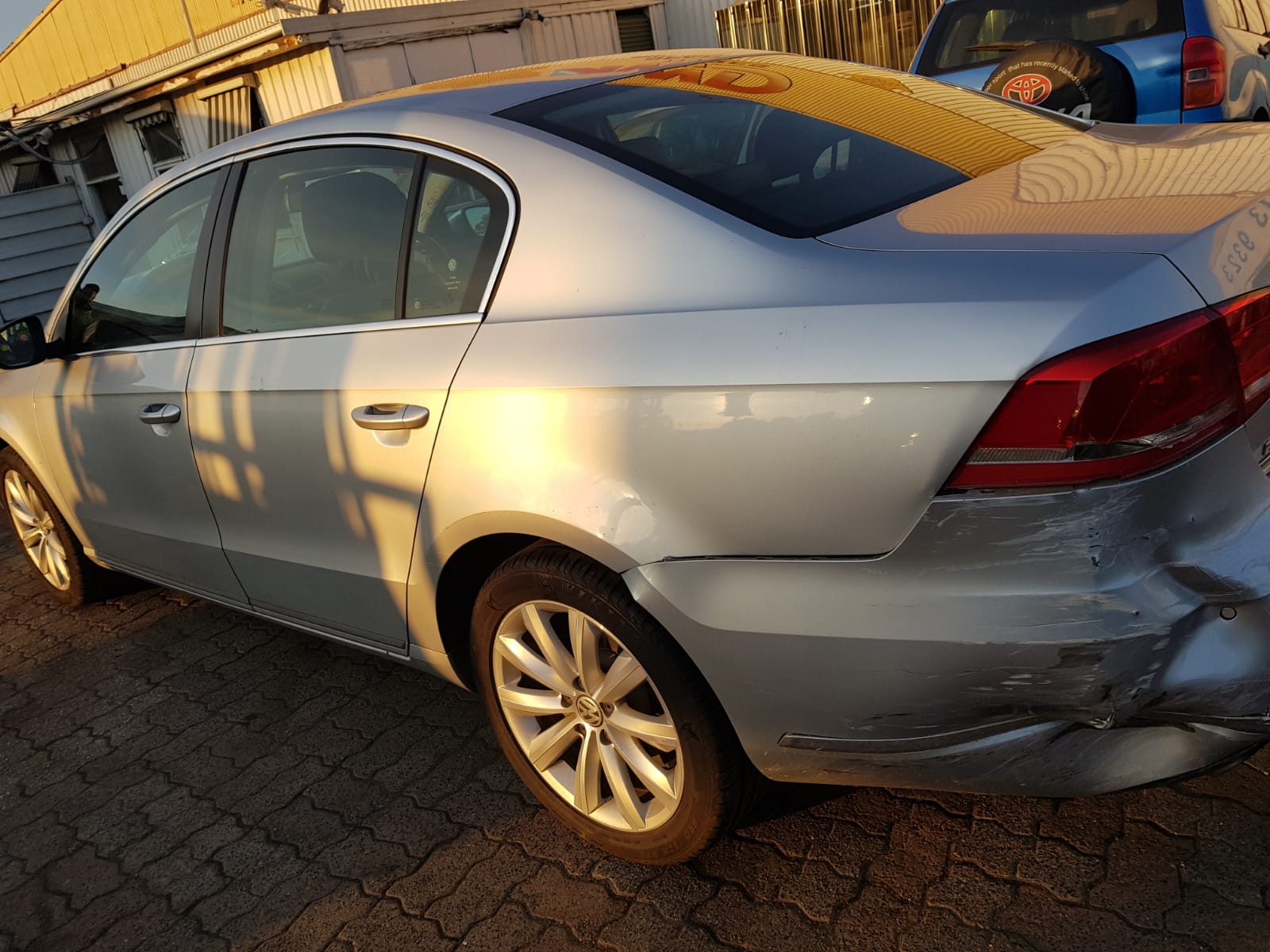 Wrecking 2012 VOLKSWAGEN PASSAT for Used Parts VW0806