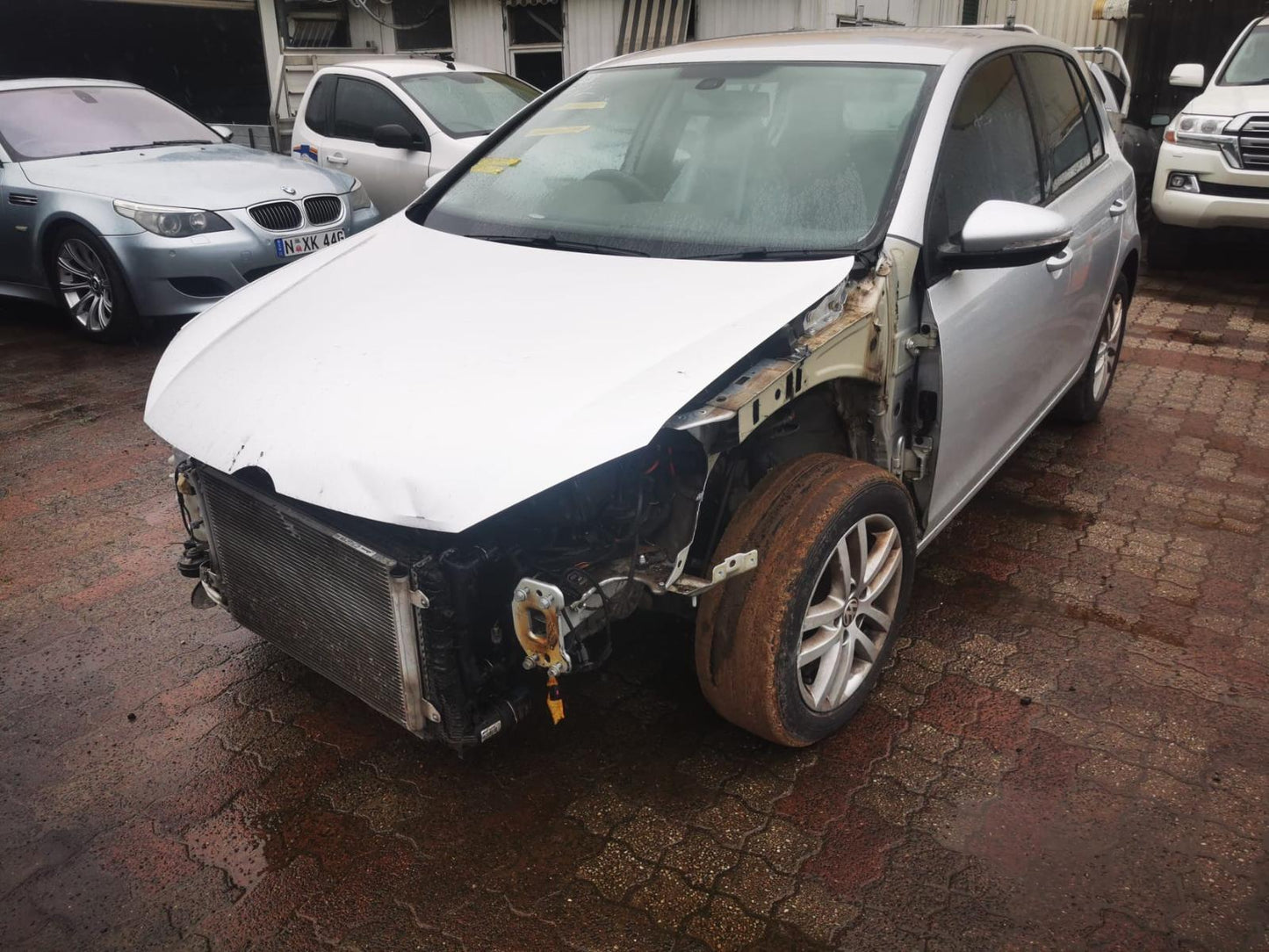 2013 VOLKSWAGEN GOLF GEN 6, HATCH, STANDARD, NON PARK SENSOR TYPE, 10/08-03/13 5K6807421 REAR BUMPER
