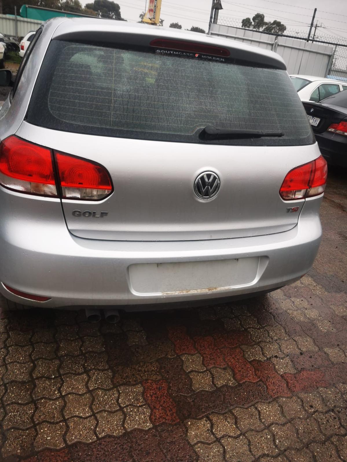 2013 VOLKSWAGEN GOLF GEN 6, HATCH, STANDARD, NON PARK SENSOR TYPE, 10/08-03/13 5K6807421 REAR BUMPER