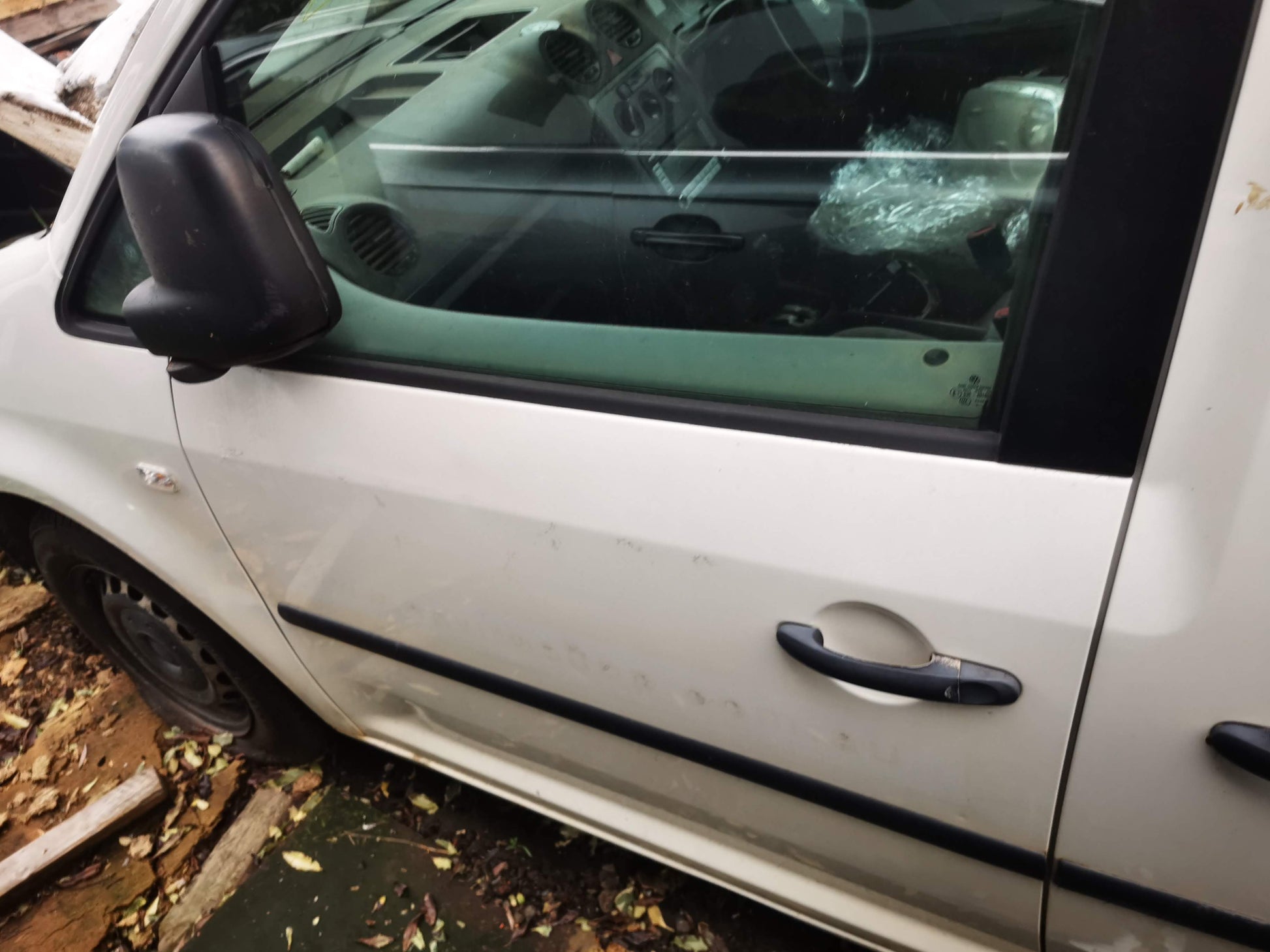 2007 VOLKSWAGEN CADDY RIGHT REAR DOOR SLIDING LOCK, 2K, 12/04-06/15 2K0843654BD DOOR BOOT GATE LOCK