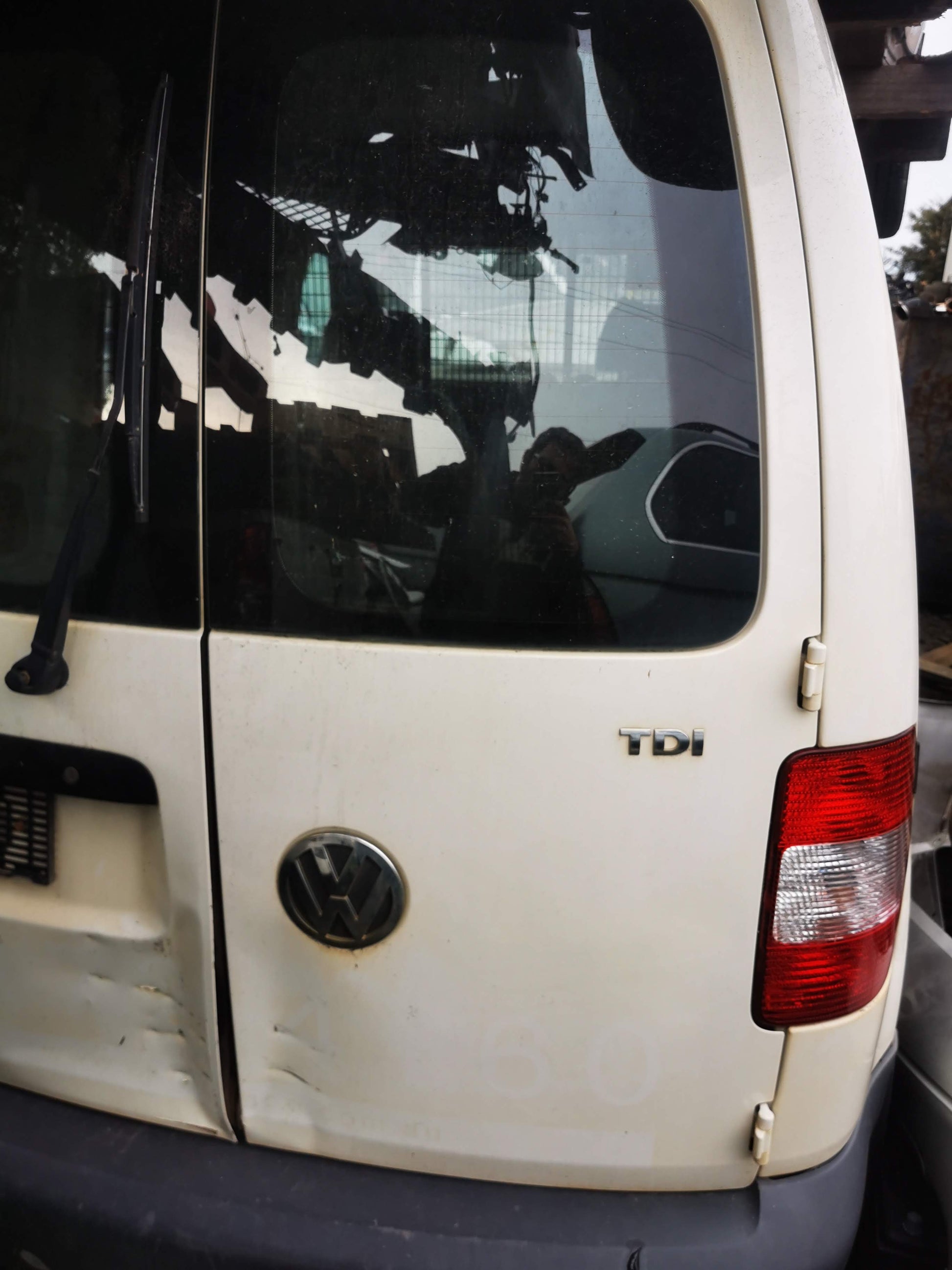 2007 VOLKSWAGEN CADDY RIGHT REAR DOOR SLIDING LOCK, 2K, 12/04-06/15 2K0843654BD DOOR BOOT GATE LOCK