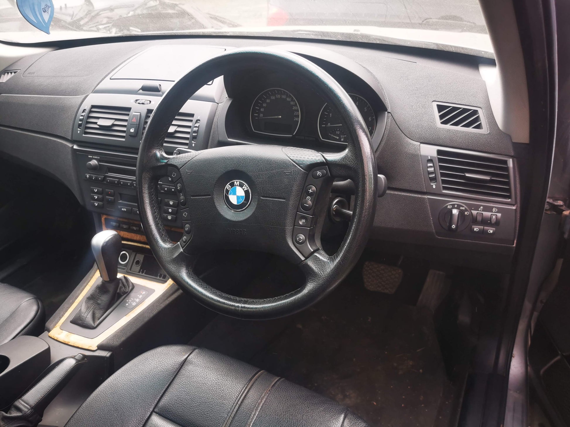 2006 BMW X3 LEFT FRONT DOOR LOCK, E83, 06/04-03/09 51217202145 DOOR BOOT GATE LOCK