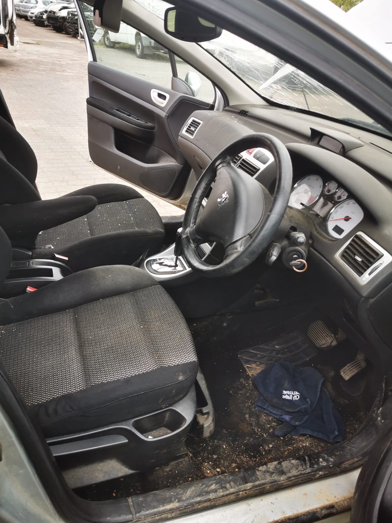 2007 PEUGEOT 307 T6, HATCH/WAGON/CABRIO, 10/05-12/09 7841T2 RIGHT GUARD