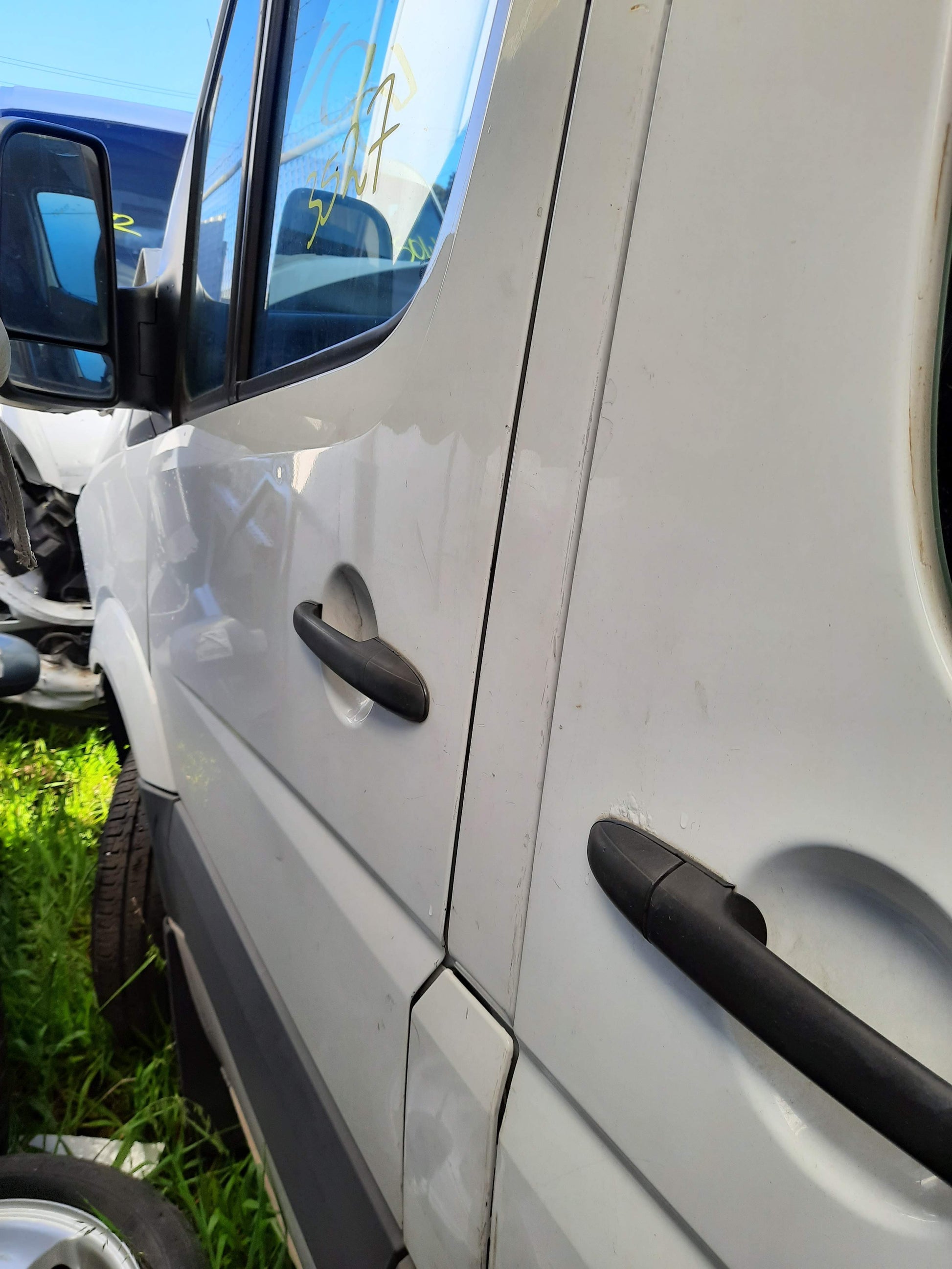 2009 MERCEDES SPRINTER VAN 10/06-04/18 A9068200001 COURTESY LIGHT