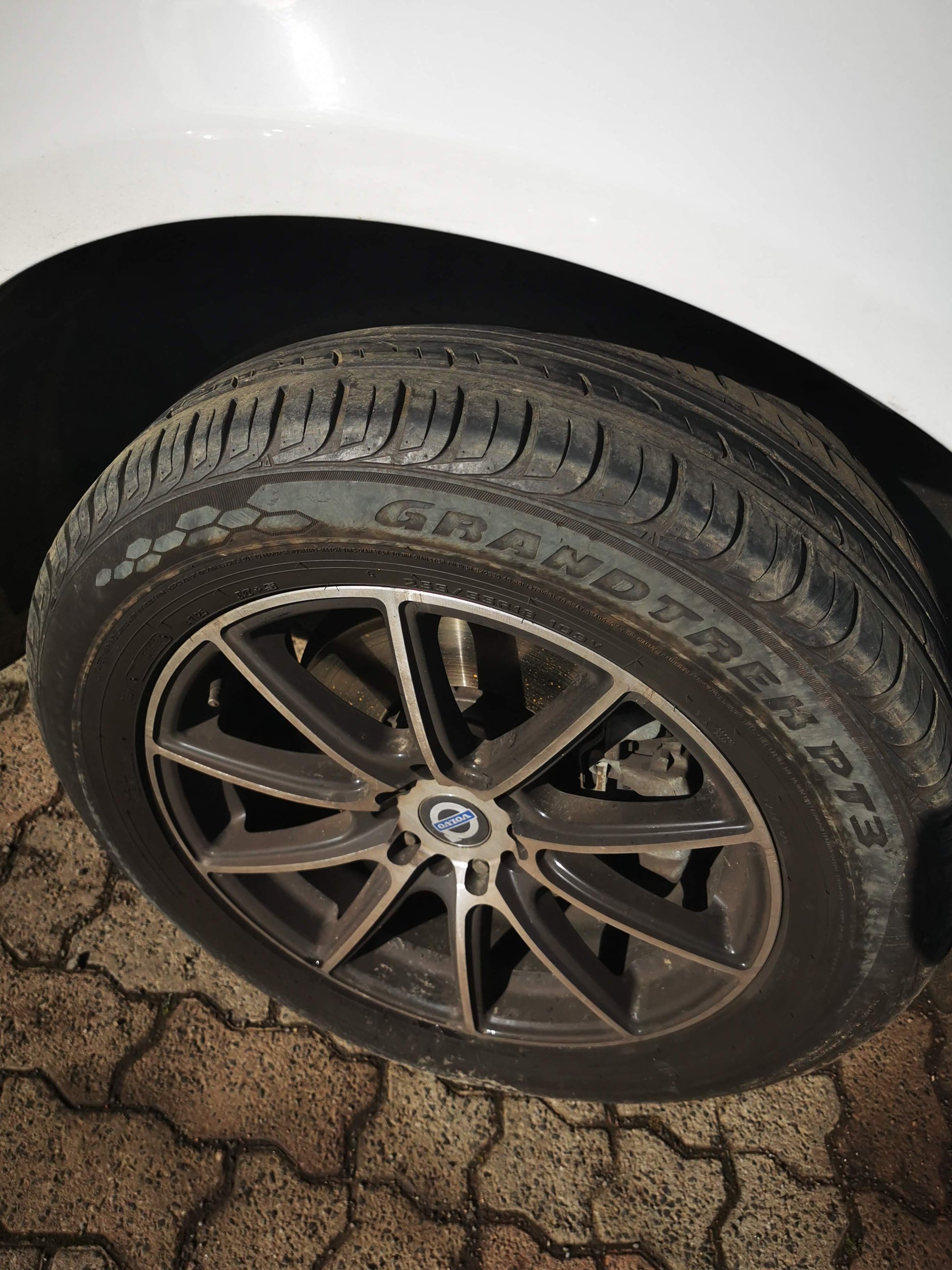 2012 VOLVO XC60 DZ, W/ BLIND SPOT INFO SYSTEM TYPE, 02/09-09/13 31371127 LEFT DOOR MIRROR