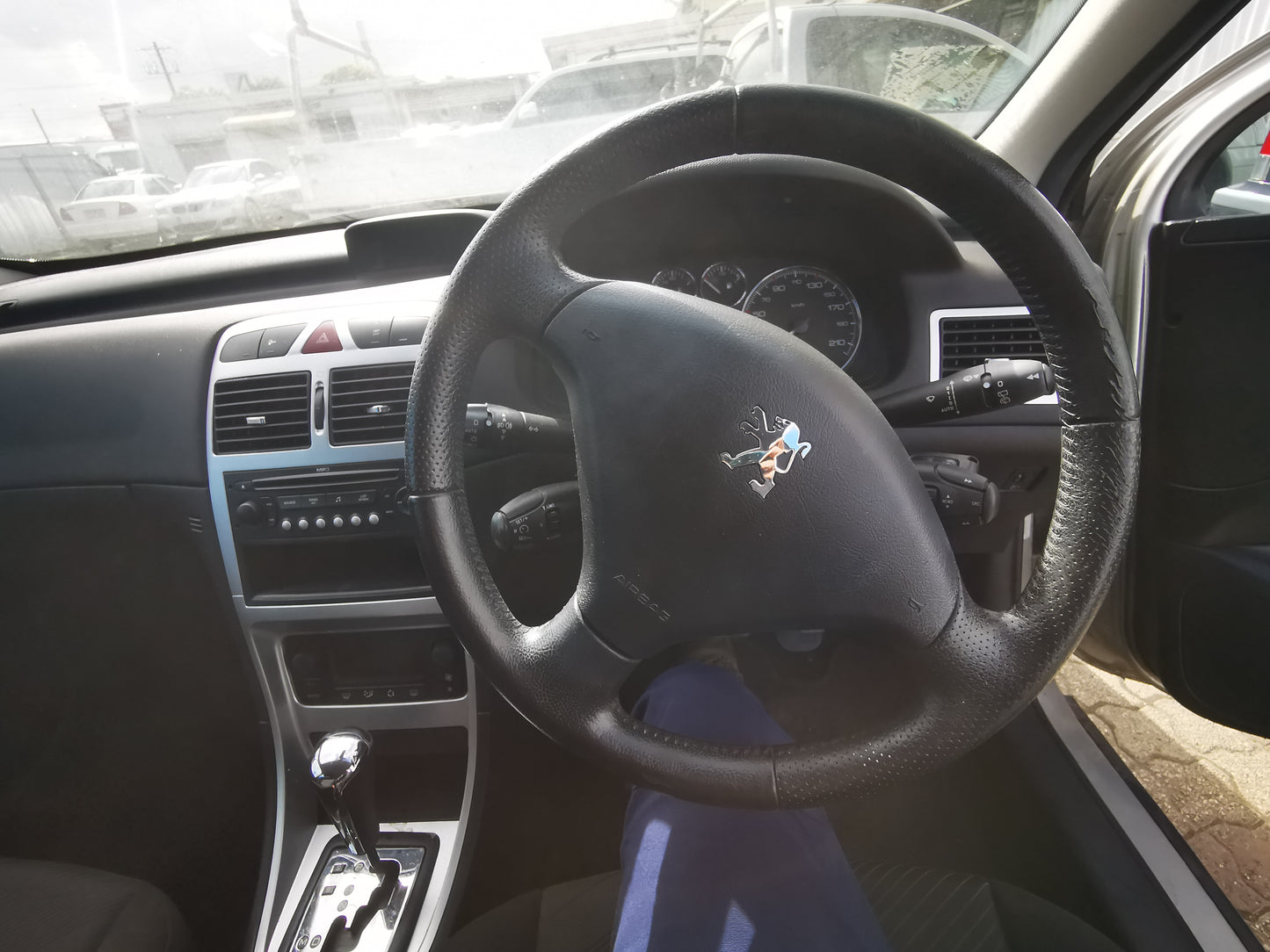2007 PEUGEOT 307 T5-T6, POWER, NON FOLDING (2 PLUG TYPE), 12/01-12/09 8149CH RIGHT DOOR MIRROR