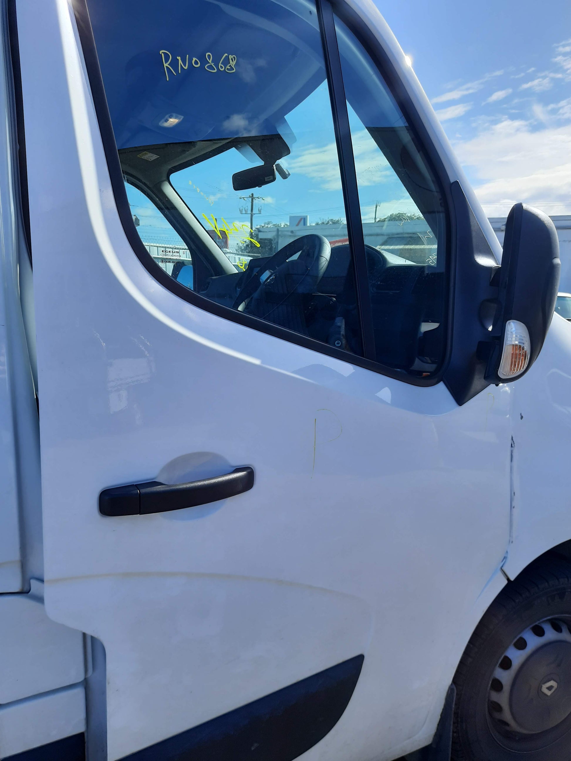 2020 RENAULT MASTER FUEL DOOR, X62, 09/11- 7701209654 FUEL DOOR FILLER
