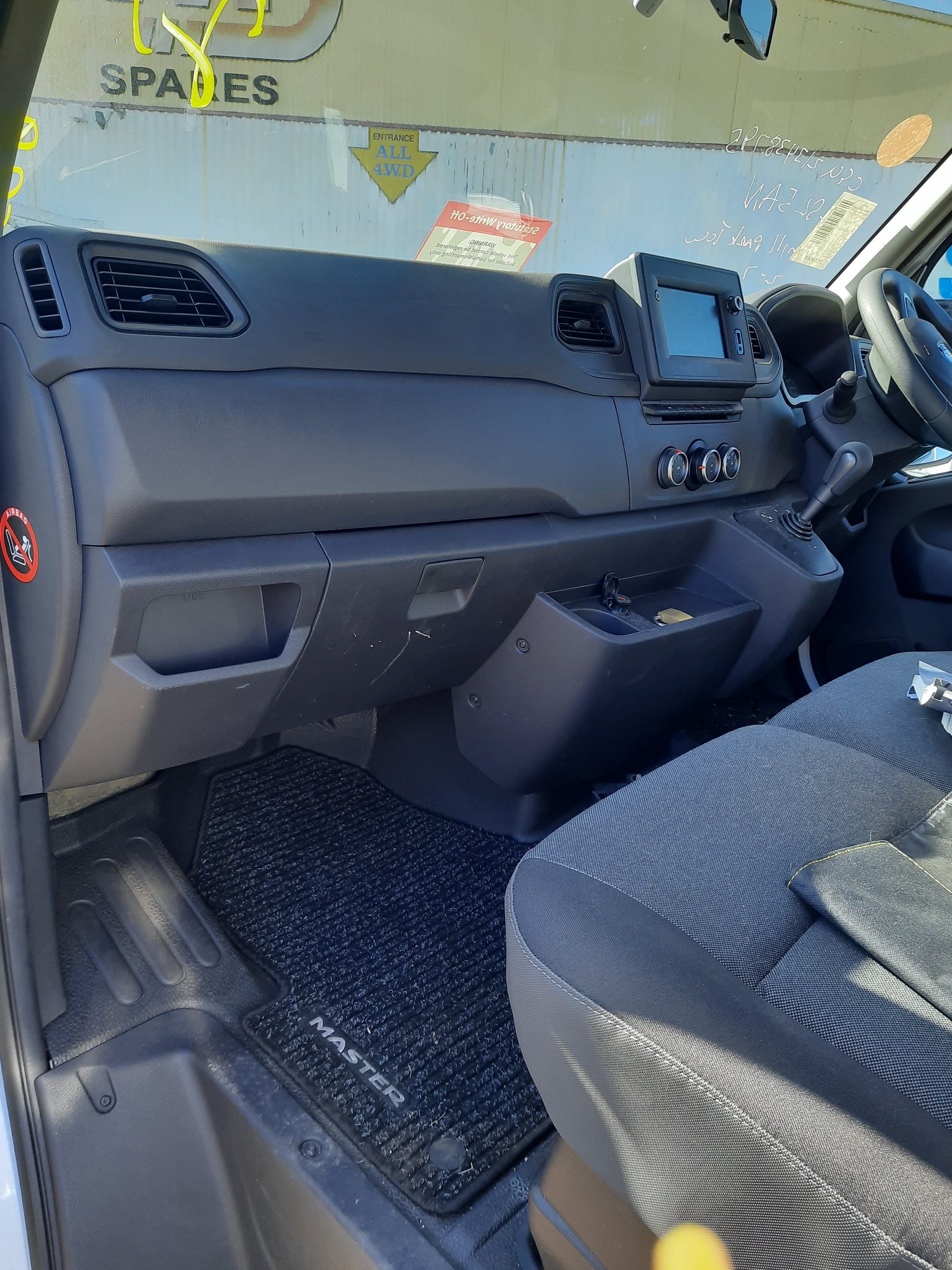 2020 RENAULT MASTER VINYL, X62, 02/20- 484005122R STEERING WHEEL