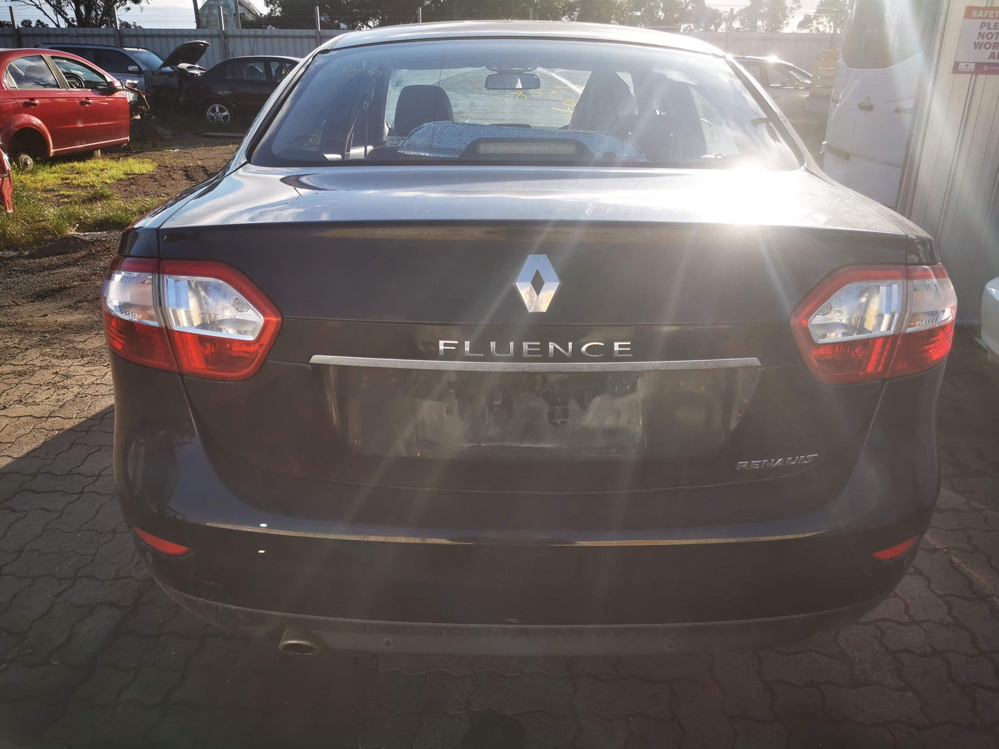 2011 RENAULT FLUENCE X38 09/10-01/16 275100019R HEATER AC CONTROLS